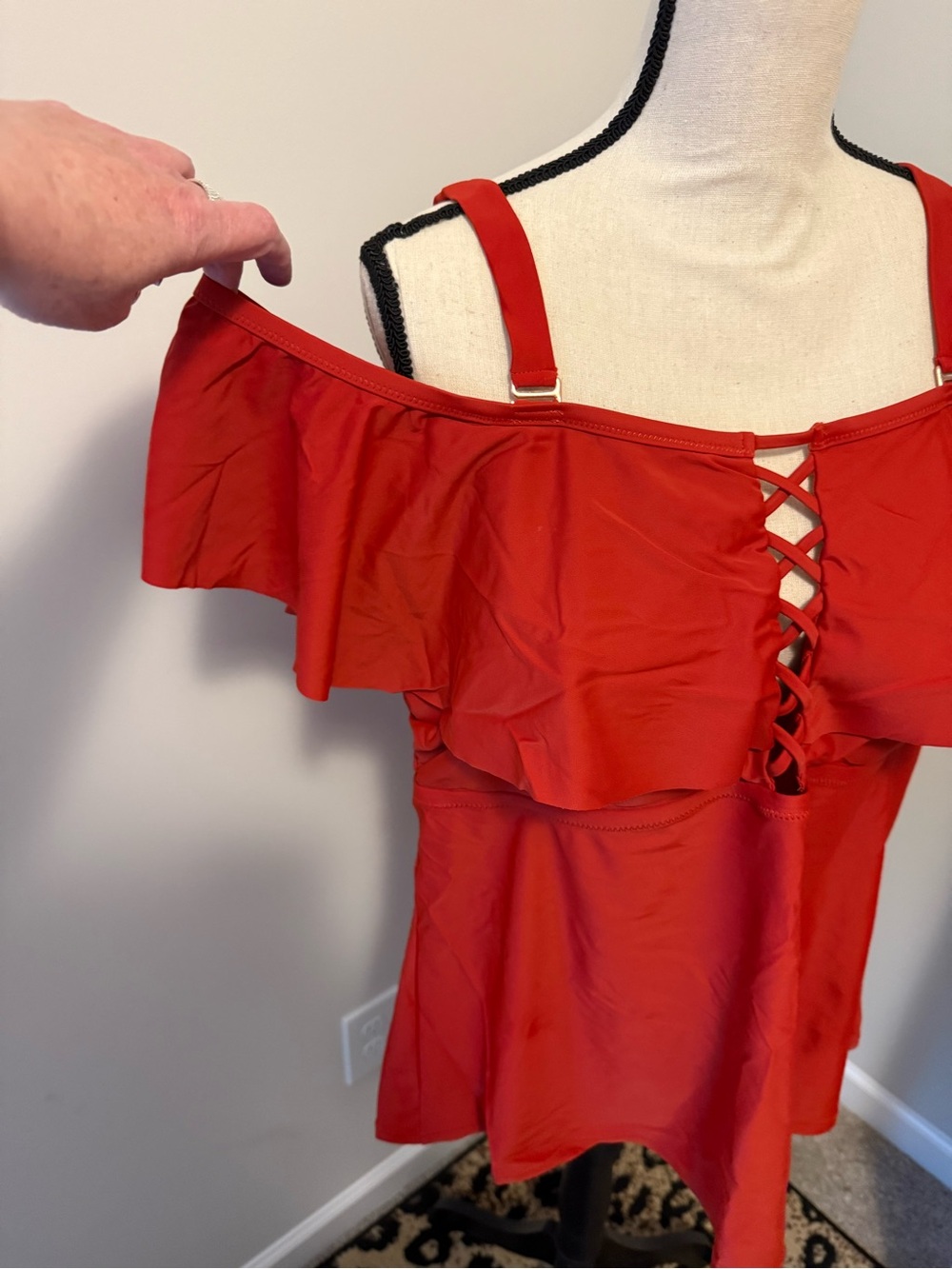 Red Off-Shoulder Ruffle & Lattice Swim Top - Picture 2 of 11